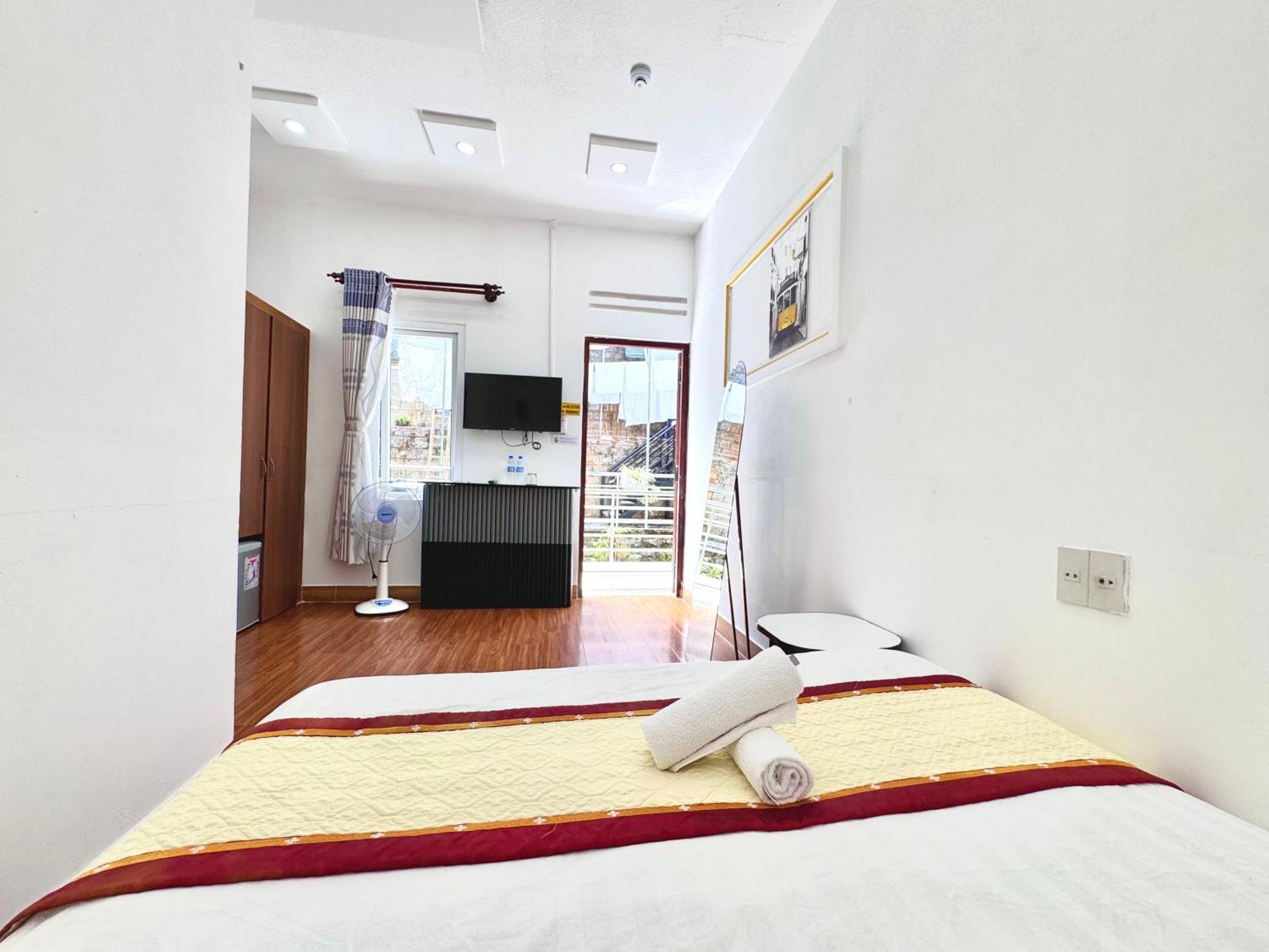 Moc Yen Hotel Dalat Bagian luar foto